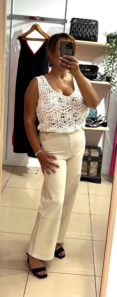 Vaquero Crop Botones Beige