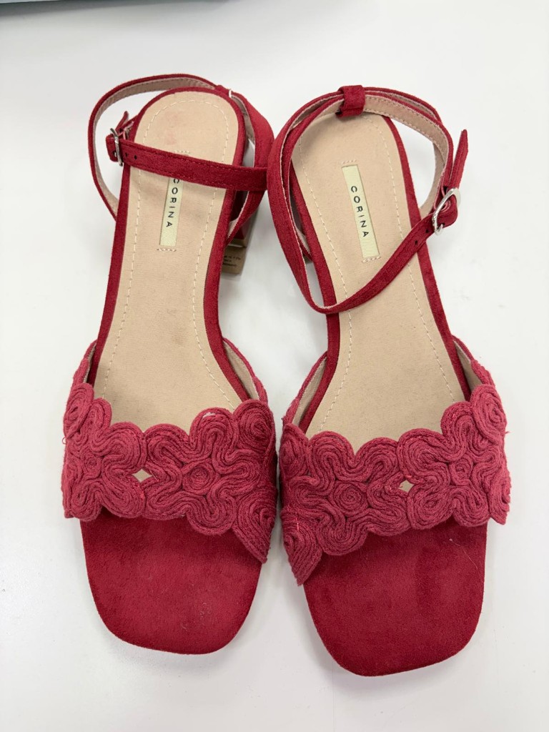 Sandalias Rojas Tira Bordadas